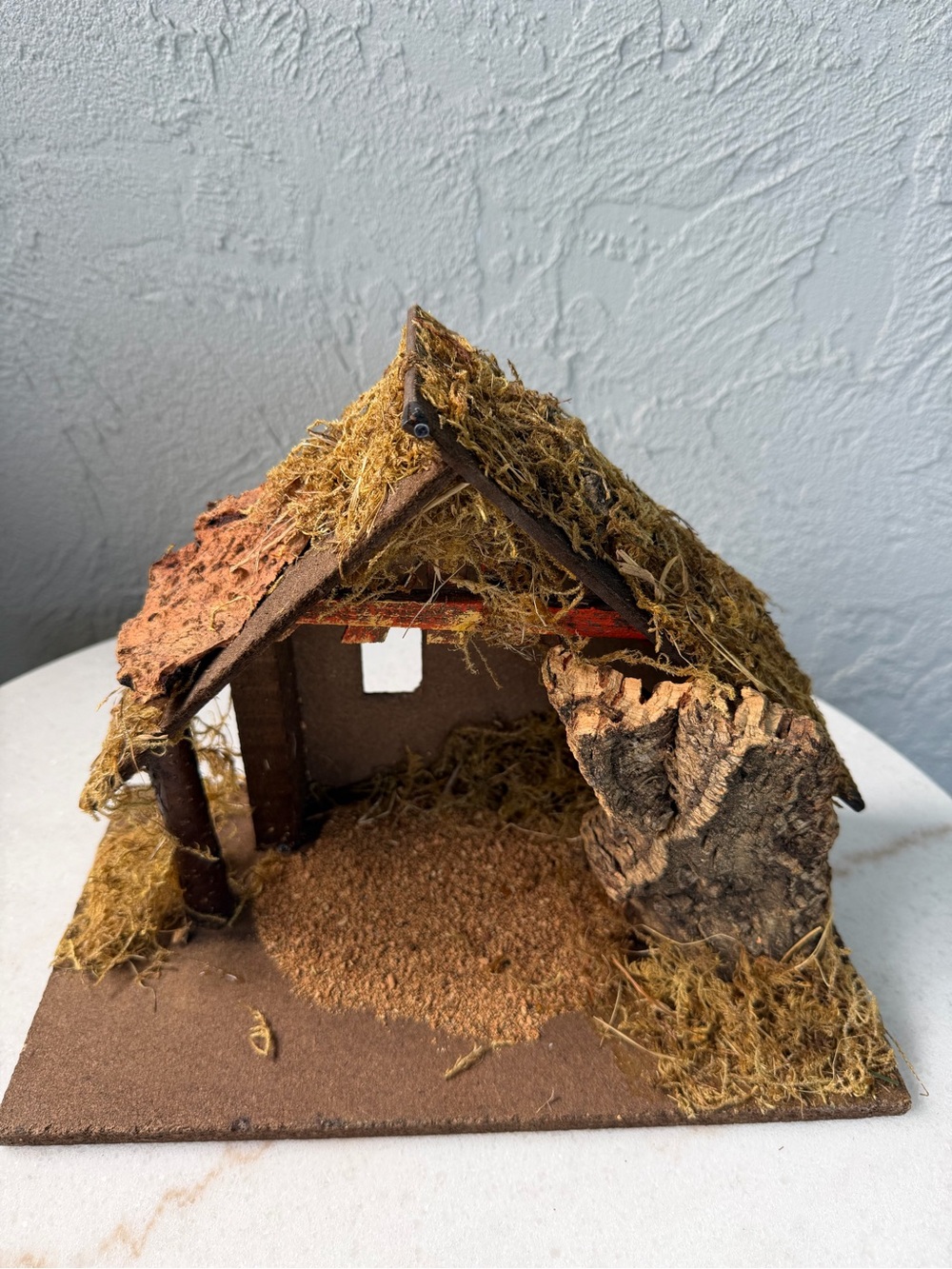 Vintage Nativity Set with Stable Made in Italy - Picture 3 of 9